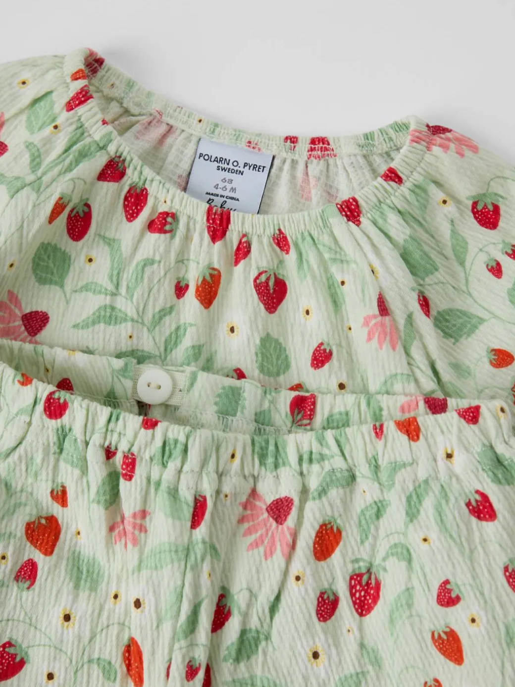 Sett bluse og shorts