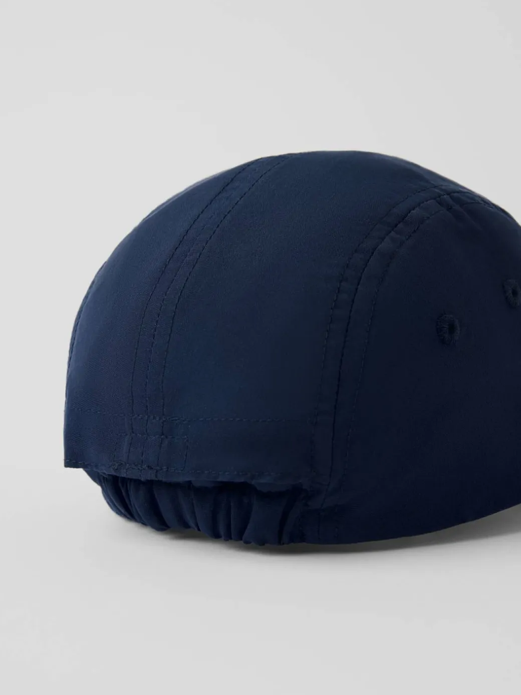 UV-caps med nakkebeskyttelse