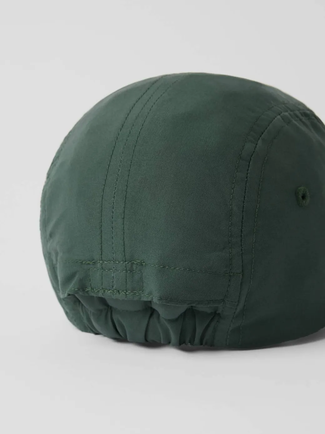 UV-caps med nakkebeskyttelse