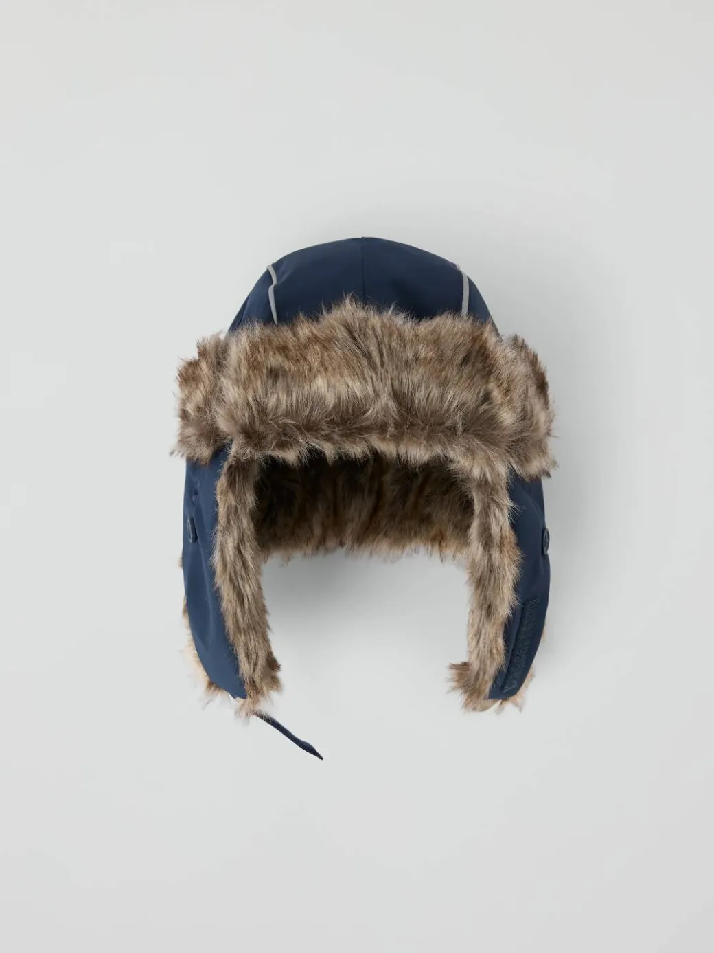 Vindtett foret lue ARCTIC